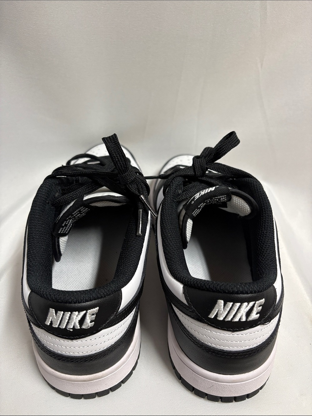 Nike Low Dunk Panda Sneakers Black & White Women’s 9.5 - Picture 4 of 7